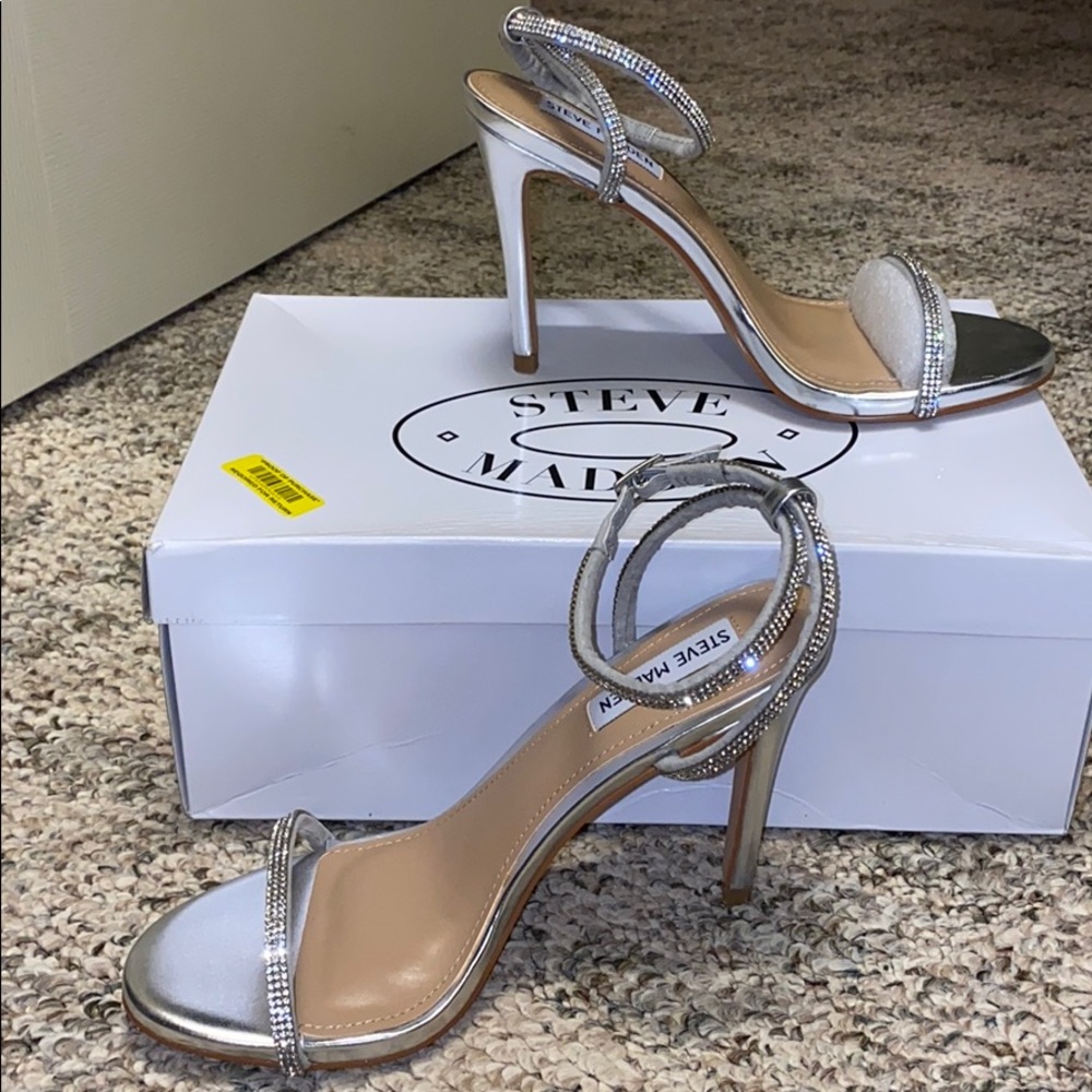 Steve Madden Rhinestone Silver Sandals